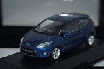 Minichamps ford mondeo hatchback red lhd min 082070 1:43