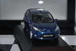 Minichamps ford mondeo hatchback red lhd min 082070 1:43