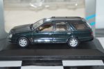Minichamps Ford Mondeo Hatchback Red LHD MIN 082070 1:43