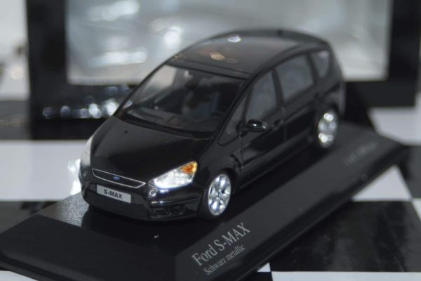 Minichamps ford fiesta mk5 2004 blue 5 door lhd 1:43 diecast
