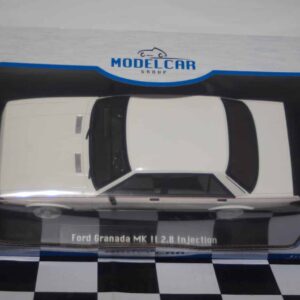 Model car group ford granada 2.8 white mcg18262