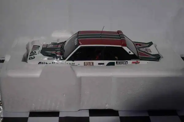 Kyosho fiat 131 abarth 1978 1000 lakes rally 08376e 1:18 diecast