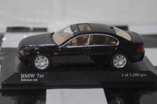Minichamps BMW 7 Series 2001 Black 431 020202 1:43