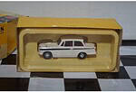 Vanguard triumph herald white va50008 1:43 scale