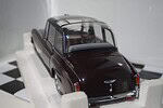 Rolls Royce Phantom 6 Queen Elizabeth Edition RR10RY 1:18 Diecast