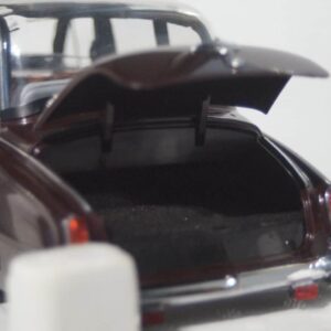 Rolls Royce Phantom 6 Queen Elizabeth Edition RR10RY 1:18 Diecast
