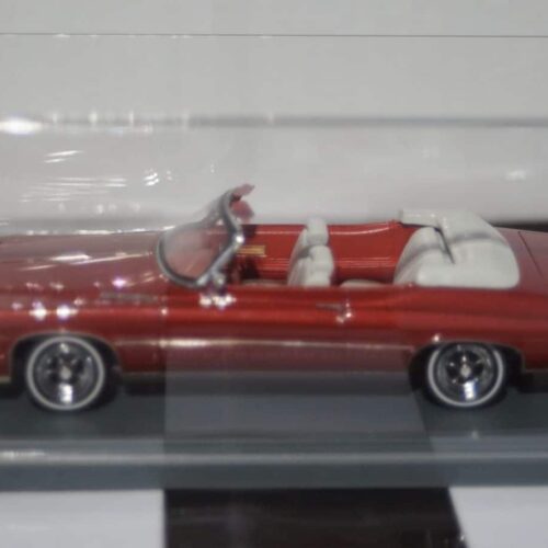 NEO Models American Excellence Buick Le Sabre Red NEO44122 1:43