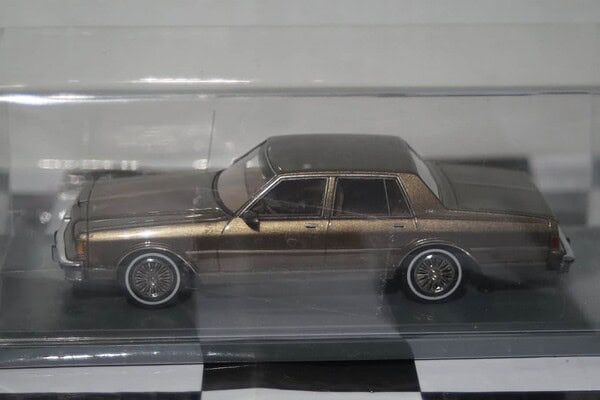 NEO Models Chevrolet Caprice Classic 1:43 scale