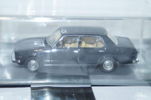 NEO Models Alfa Romeo 2300 Rio NEO45040 1:43