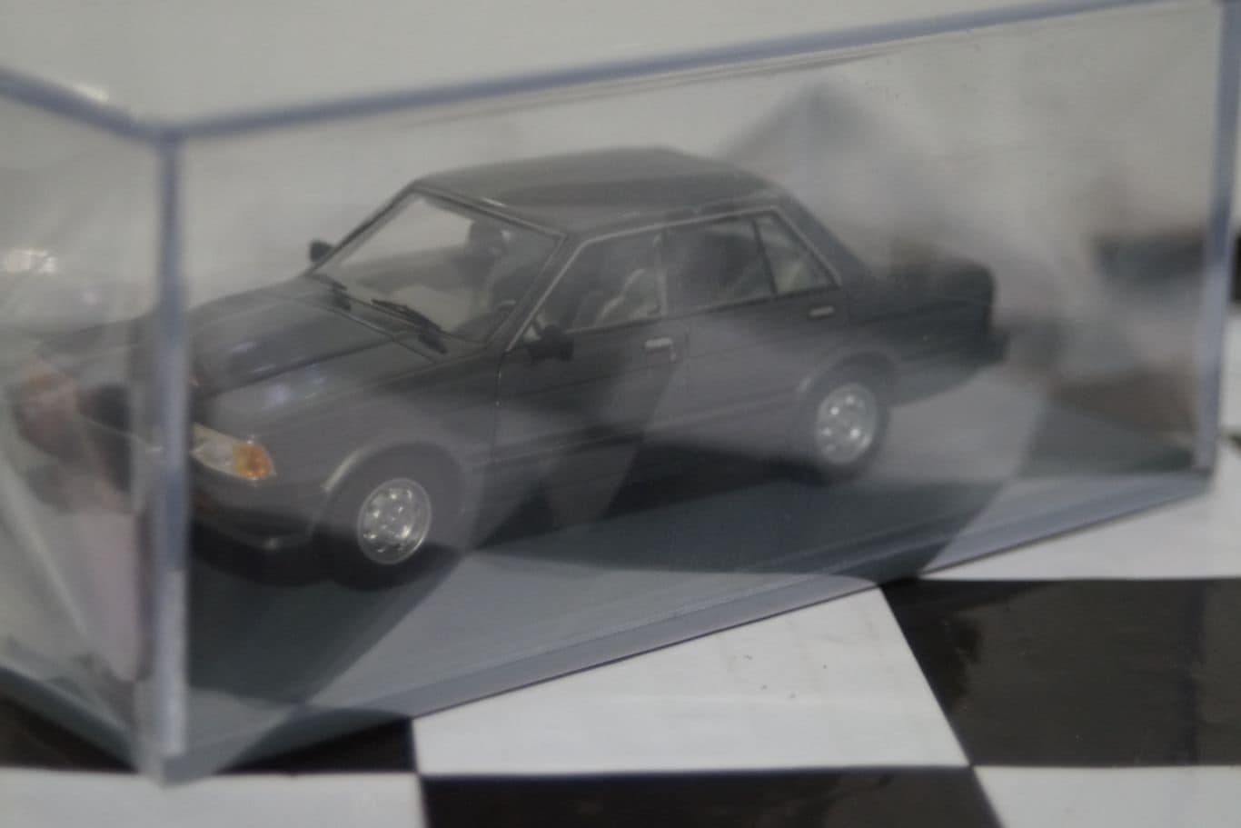 NEO Models Datsun Bluebird U910 Grey NEO44503 Grey 1:43