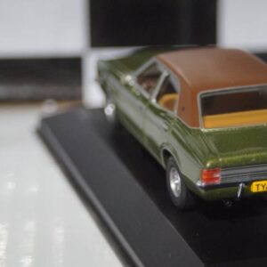 Vanguard ford cortina mk3 2.0 gxl green va10319 1:43 scale