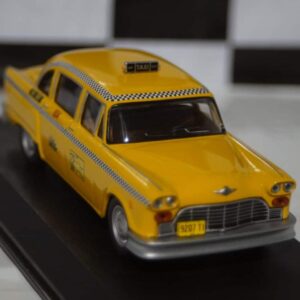 Greenlight checker taxi cab 1974 1:43 diecast 86601