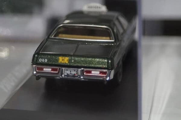 Greenlight plymouth fury 1976 beverly hills cop 1:43 diecast 86566