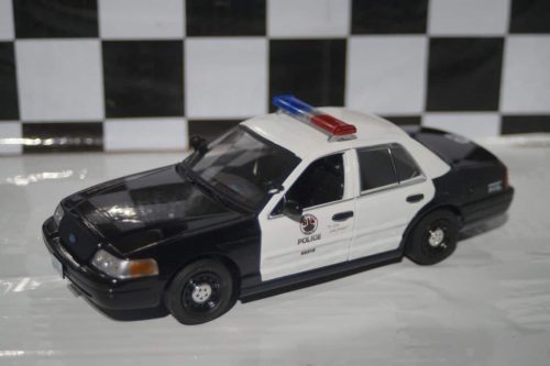 Greenlight Ford Crown Victoria Police Interceptor 1:24 Diecast 84111