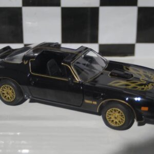 Greenlight Pontiac Trans am 1977 Smokey and the Bandit 1:24 Diecast 84013