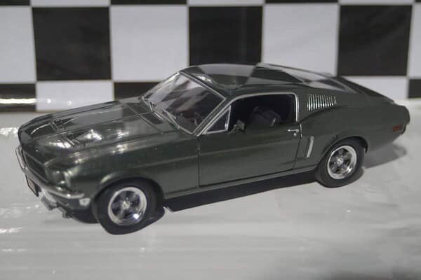 Greenlight Ford Mustang GT Fastback Bullitt 1968 1:24 Diecast 84041