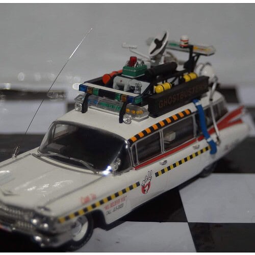 Hotwheels Elite Ecto Ghostbusters 1 1:43 X5495