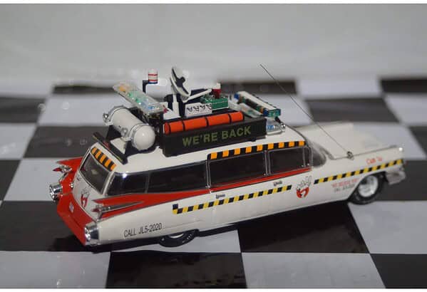 Hotwheels elite ecto 1 ghostbusters 1:43 x5495