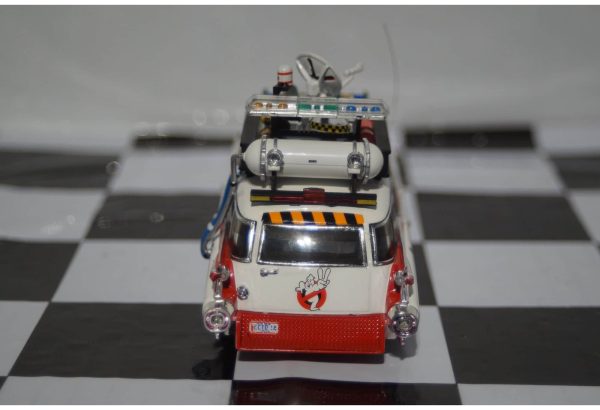 Hotwheels elite ecto 1 ghostbusters 1:43 x5495
