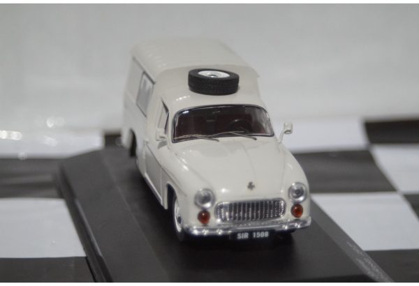 Whitebox Syrena 105 Bosto 1972 Van 1:43 WB212