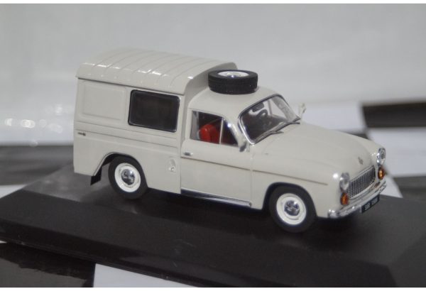 Whitebox Syrena 105 Bosto 1972 Van 1:43 WB212