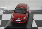Minichamps Ford Focus 5 Door Hatch Fire red Dealer Edition 1:43