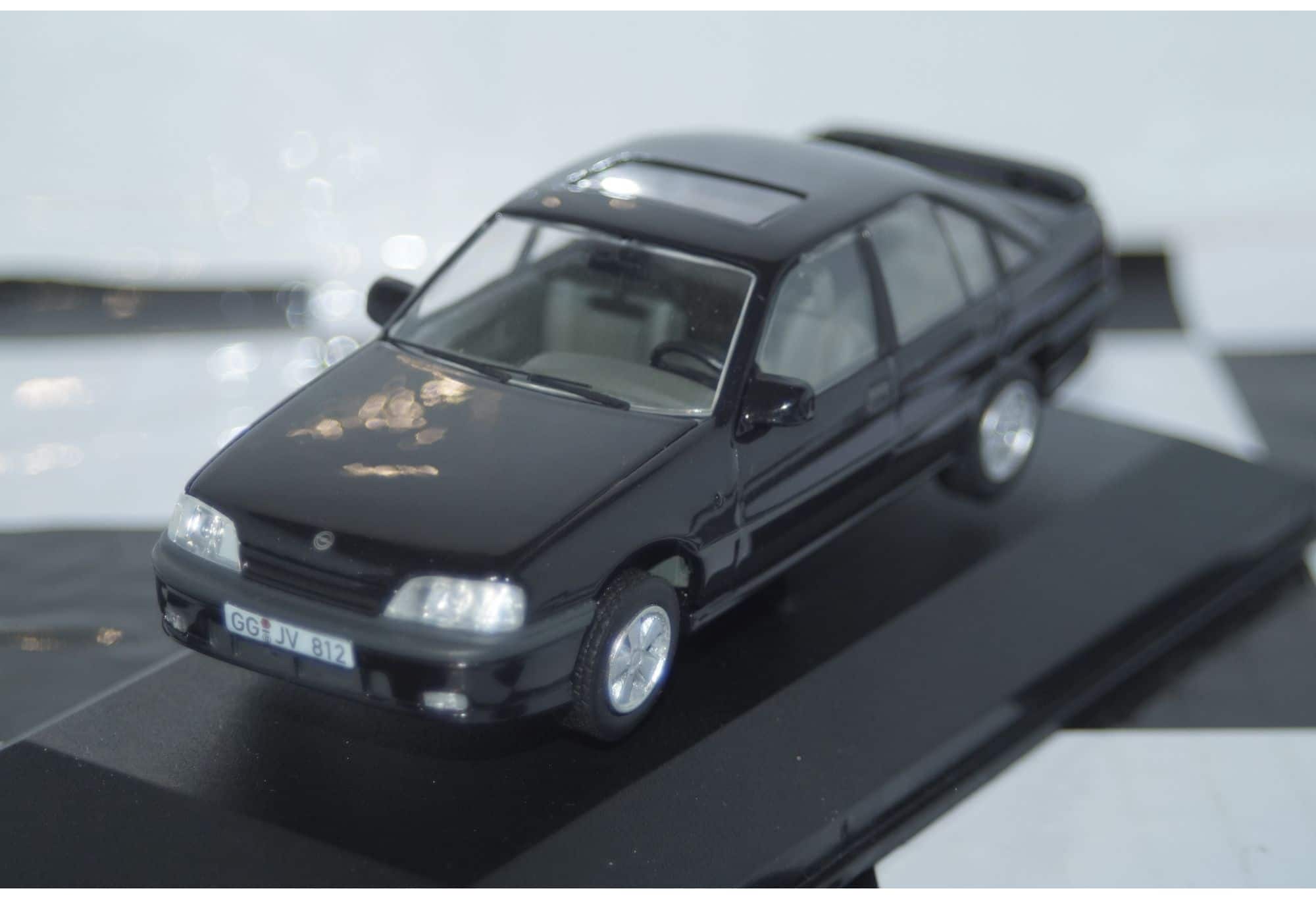Opel Omega exclusive 3000 24V