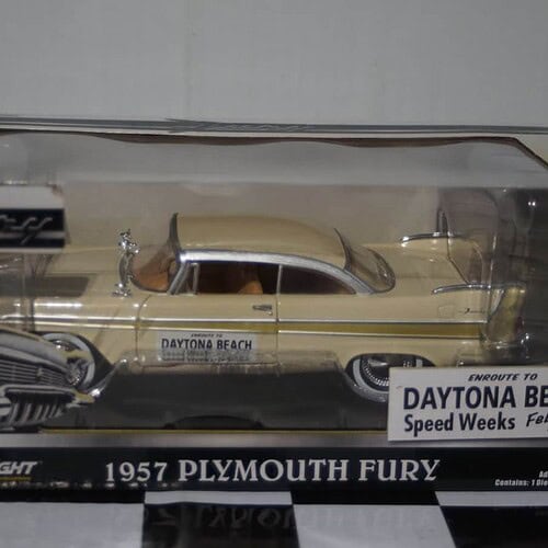 Greenlight Plymouth Fury 1957 Daytona Speedweeks 1:24 18257