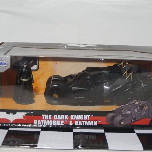 Jada The Dark Knight Batmobile and Batman Die-Cast 1:24 – ‎98261