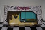 Jada Mystery Machine with Shaggy and Scooby Die-Cast 1:24 – ‎697482