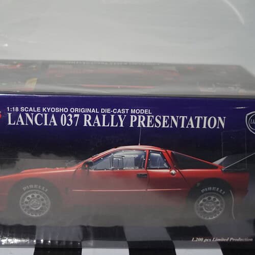 Lancia 037 Rally Presentation (Red) 1:18 Diecast Kyosho 08304R