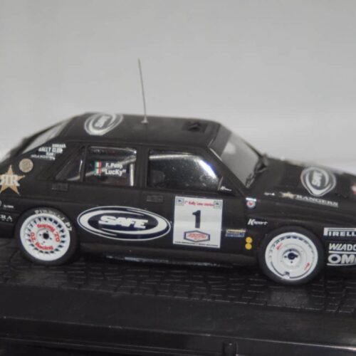 Dedomodels Lancia Delta Intergrale Lana Storico rally 1:43 Code 3