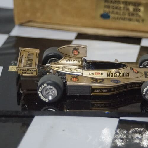 John Shinton Models Hesketh 308 1/43 white metal built kit