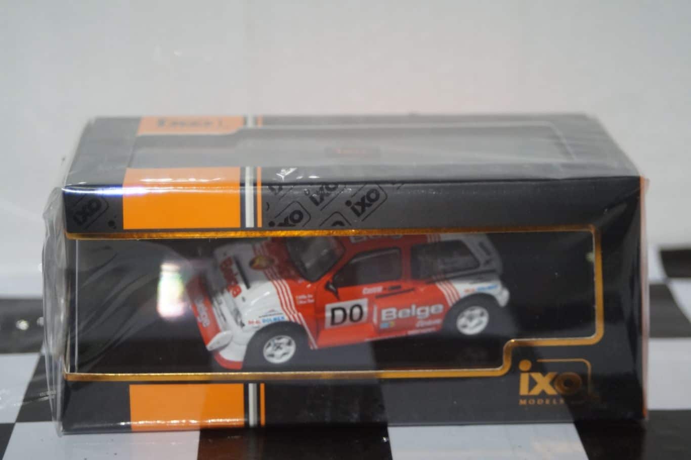 Ixo MG Metro 6r4 Legend Boucles De Spa 2014 M.Duez 1:43 RAC249