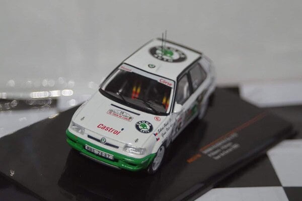Ixo skoda felicia p.sibera t-d-c 1995 1:43 rac371b