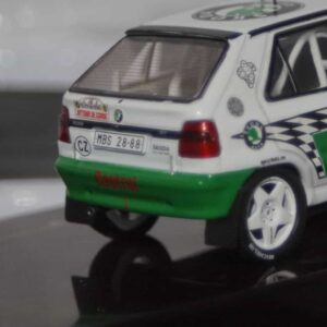 Ixo skoda felicia e.triner t-d-c 1995 1:43 rac371a
