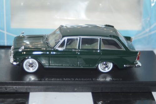 NEO Models Ford Zodiac Mk3 Abbott Estate Green NEO46311 1:43