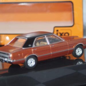 Ixo ford taunus glx 1973 diecast 1:43 clc392n