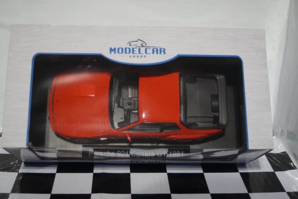 Model car group porsche 924 carrera gt red with red rims mcg18302