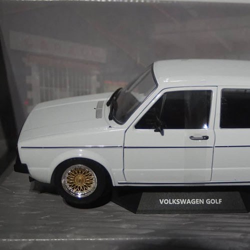 Solido Volkswagen Golf L White 1987 1:18 Diecast S1800211