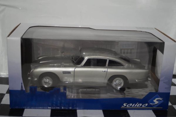 Solido aston martin db5 silver birch 1:18 diecast s1807101
