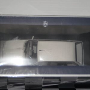 Bmw 325i touring 1991 silver 1:18 scale norev 183216
