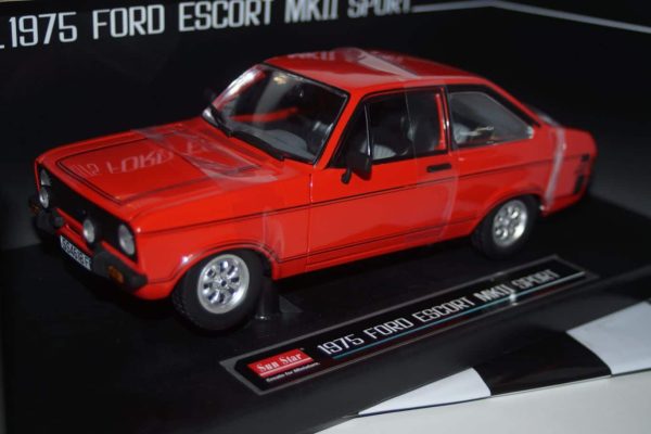 Sunstar ford escort mkii sport-red 4618 1:18 scale