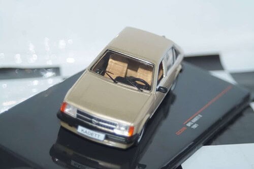 Ixo Lancia 037 M.Carlo M.Alen 1:24 scale 24RAL015B