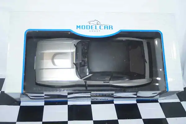 Model car group ford capri mk2 x pack silver/black mcg18349