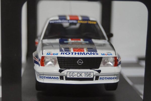 Ixo opel ascona acroplis rally 1982 1:18 18rmc097c.20