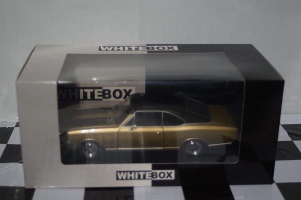 Whitebox opel commodore a gs/e coupe 1:24 wb124105-o
