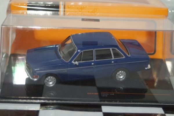 Ixo volvo 144 dark blue diecast 1:43 clc410n
