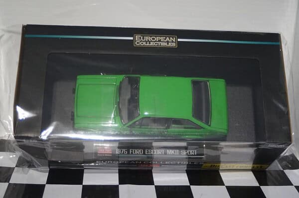 Sunstar 1975 ford escort mk2 sport green 4619 1:18 scale