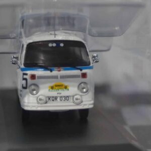 Ixo VW T2 Bus Martini Porsche Safari Rally Diecast 1:43 RAC386X
